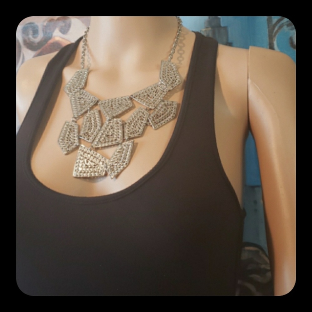 Statement necklace